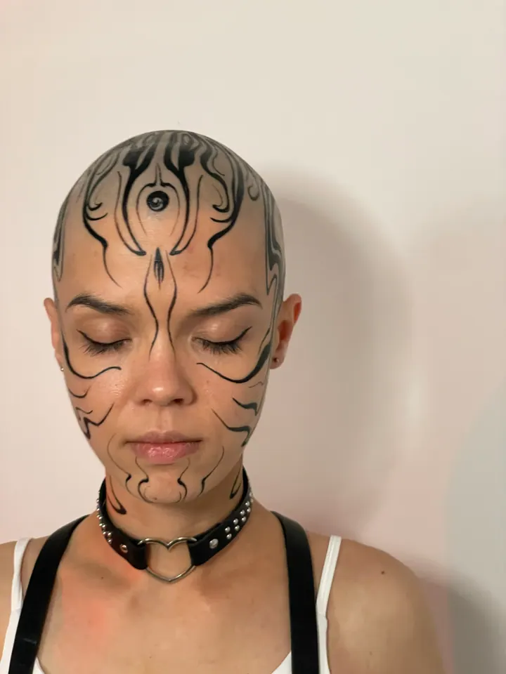 Expressive face and head painting